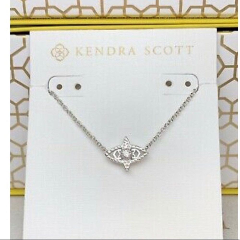 NWOT Kendra Scott Silver Caleb necklace